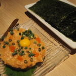 青ヶ島屋 - …を海苔に巻いて