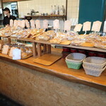 カフェワンオアエイト - パン販売