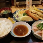 定食専門店 いててや - Bししゃもの天ぷら、揚げ春巻と冷奴