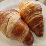 カフェワンオアエイト - クロワッサン