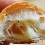 カフェワンオアエイト - クロワッサン断面