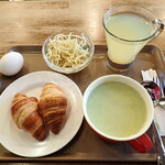 カフェワンオアエイト - モーニングセット￥800（土日祝日価格）