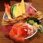 磯丸水産 - 海鮮こぼれ丼