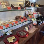 マルナカ菓子店 - 店内