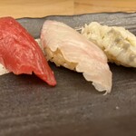 鮨処 凜 - 赤身　カンパチ　エンガワ