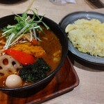 スープカレーGARAKU - やわらかチキンレッグと9種野菜