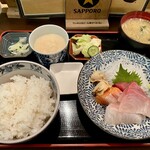 Isshin - お刺身定食（1,200円）