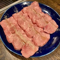 焼肉家 KAZU 別邸 - 