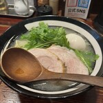 塩らー麺 本丸亭 - 