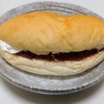 コッペんどっと - 粒あんホイップ（350円）