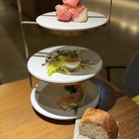 ERUTAN RESTAURANT BAR - 