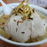 源ちゃんラーメン - みそチャーシュー麺