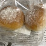 バックシュトゥーベ ツオップ - テーブルロール　\140