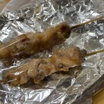 炭火やきとり 鳥信 - モモ塩焼き×2