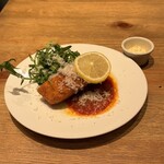 (Weekdays) Fried Norwegian salmon with soup