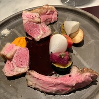 Lien - 骨付き仔羊背肉のロースト