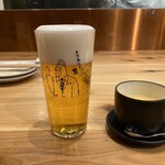 Sumibiyakitori Tsukada Noujou - 生ビールとお通しの茶碗蒸し