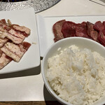 ぴょんぴょん舎 - 