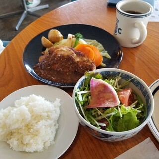 TREX CHIGASAKI OCEAN CAFE_1