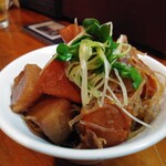 魚虎千両 - 肉じゃが480円