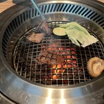 炭焼肉 石田屋。 - 