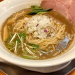 煮干し豚骨らーめん専門店 六郷 - 料理写真: