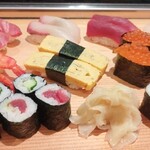 Shinjuku Sakaezushi - 