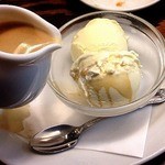 Porky's kitchen - バニラアイスのエスプレッソがけ