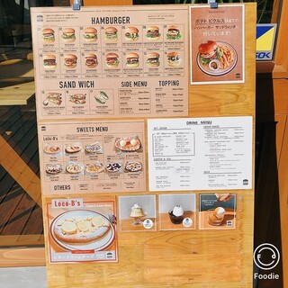 h BACK COUNTRY Burger & Cafe - メニュー看板