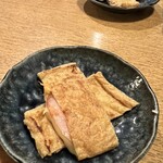 丸重 - 揚げ、チーズが挟んであります