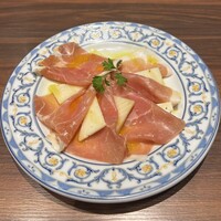 ミゲル フアニ 新宿タカシマヤ タイムズスクエア店 - 