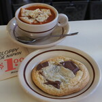 McLean-GOOD OL'PARLOR - MANHATTAN CLAM CHOWDER(680円） CHOCOLATE CHUNK COOKIE(380円）