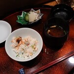 銀座 しもじ - 「食事」　魚沼産こしひかり使用
　　　　土鍋炊き桜鱒炭火焼御飯