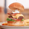 Jantique Burger - 料理写真:ウォルナッツクリームチーズバーガー ＋ チェダーチーズ☆