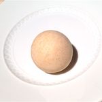 フォリオリーナ・デッラ・ポルタ・フォルトゥーナ - 黒粒胡椒を練り込んだ天然酵母のパン