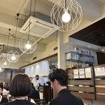 広東料理 鳳泉 - 店内