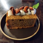 カフェ こぼれび - コーヒーシフォンケーキ715円