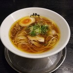 Idaten - 伊駄天らー麺（醤油）