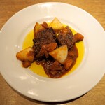 スガハラ - 群馬 赤城和牛 ネック 煮込み + 米沢 雪下大根