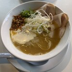 鶏白湯らーめん CAROL - 復活のCAROLラーメン