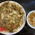 丸竹食堂 - 焼きそば大盛 (スープ付) 1,050円