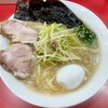 かいざん - 「かいざんラーメン(950円)+玉子(100円)」です