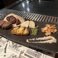 WITH THE STYLE ステーキハウス ミディアムレア - 