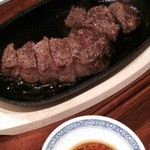 ゴッドチャッピー - 炭火焼ステーキ