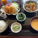 食事館八幡太郎 - 料理写真:アジの野菜あんかけ＆コロッケ