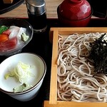 Sushihangaden - ミニ海鮮丼とそばセット1380円
