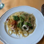 オッティモ - 赤イカと菜の花のアーリオオーリオ