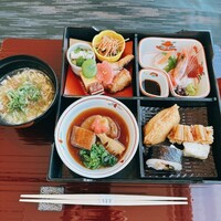 大阪なだ万 - 
