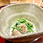 礒田 - 利休麩と芹の胡麻和え　お麩から旨味が染み出します