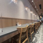 札幌海鮮丼専門店 すしどんぶり - カウンター